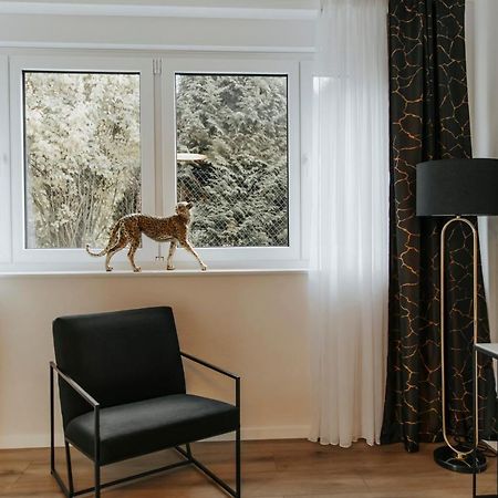 BlumenRaum - Ferienwohnung In Karlsruhe Bagian luar foto