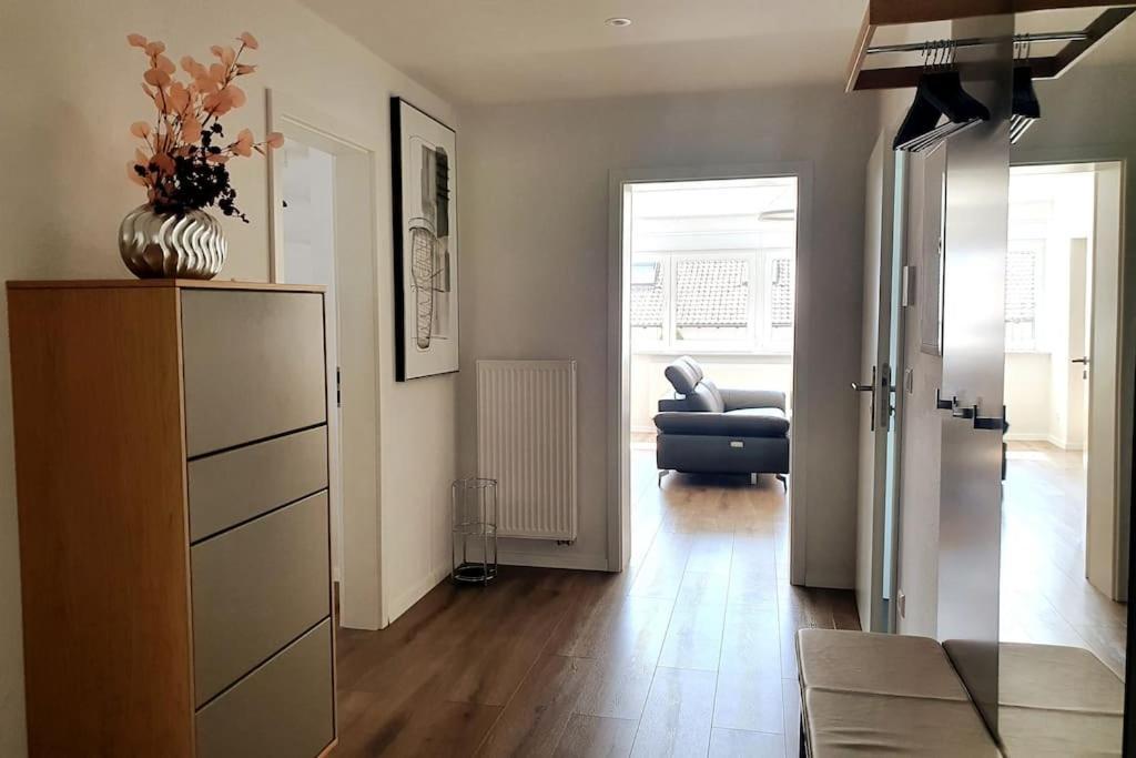 BlumenRaum - Ferienwohnung In Karlsruhe Bagian luar foto