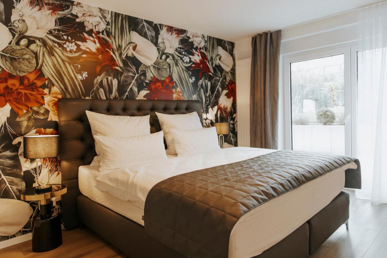 BlumenRaum - Ferienwohnung In Karlsruhe Bagian luar foto